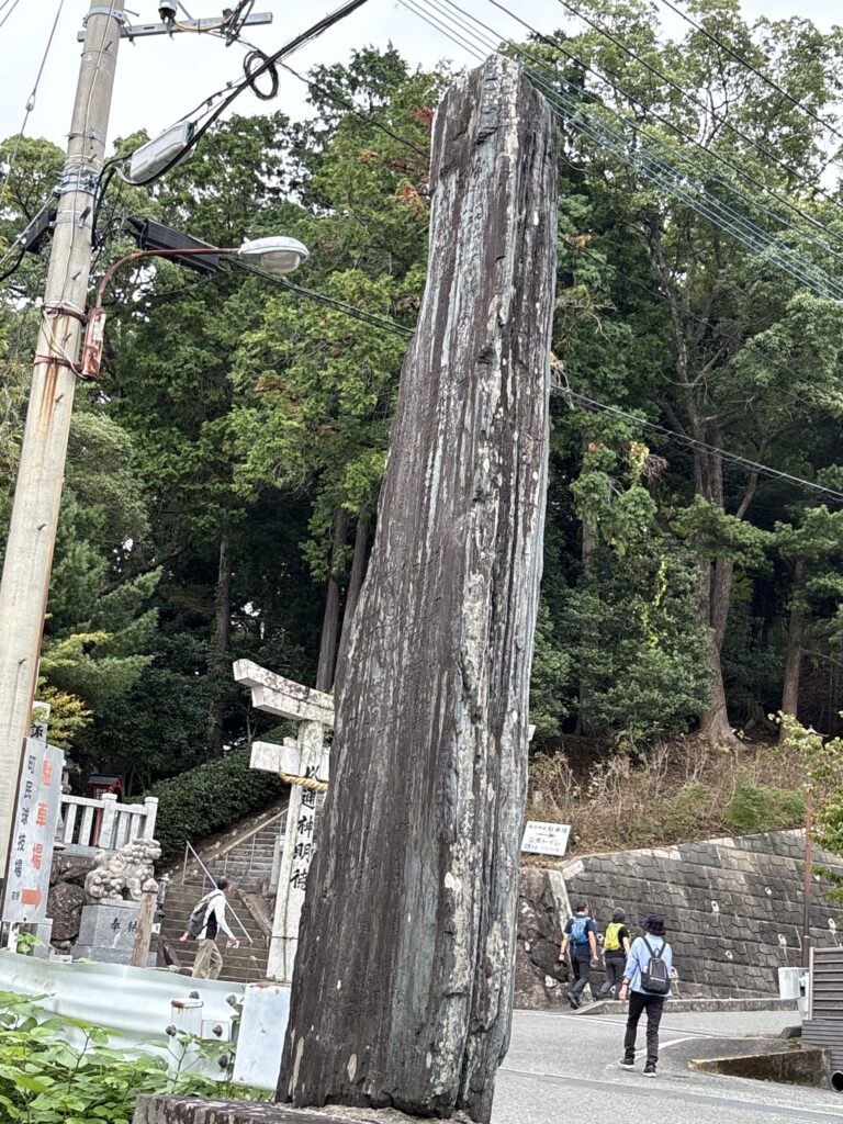 ◻︎◻︎記念碑